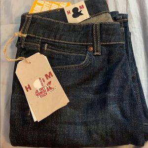 Brand new with tags. Boot cut H&M jeans.